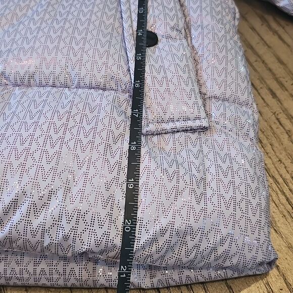 Michael Kors hooded puffer jacket size 7/8 Lilac NWT - Picture 7 of 14